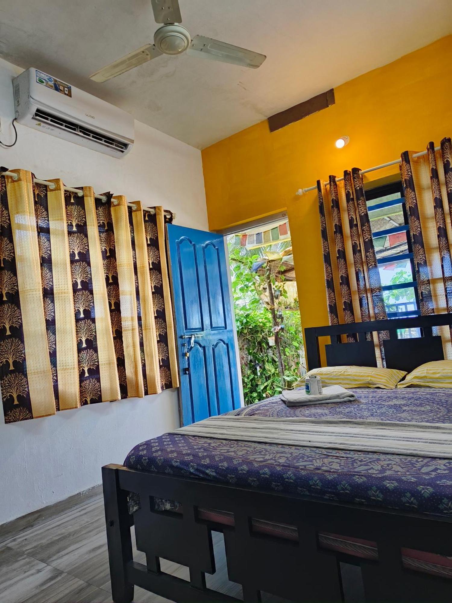 Peace And Love Beach Homestay Alappuzha Екстериор снимка